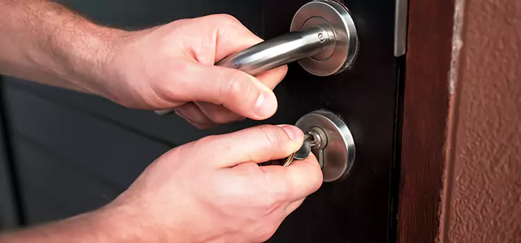 Door Closer Repair & Installation Warwick